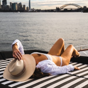 Lady Pamela Day Bed1