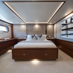 Belle Charter Vip Stateroom Hero