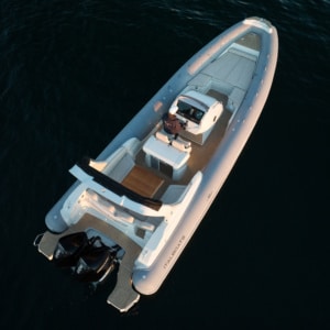 Chapman Stingher 32 3