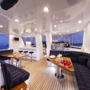Flybridge Dining Scaled