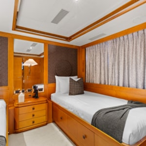 Pleiades Ii Guest Twin 1