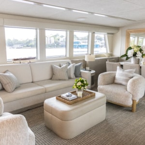 Shorething Main Saloon