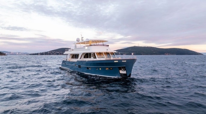 Empire Yacht