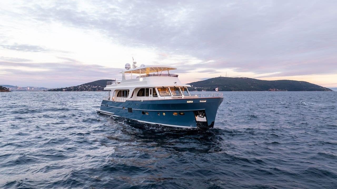 Empire Yacht