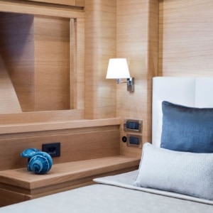 Empire Yacht Bed
