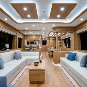 Empire Yacht Dining